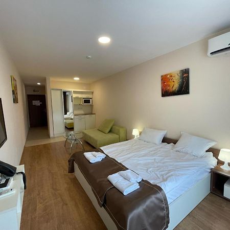 Premier Fort Beach - Premium Apartments Свети-Влас Экстерьер фото
