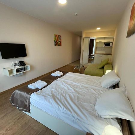 Premier Fort Beach - Premium Apartments Свети-Влас Экстерьер фото