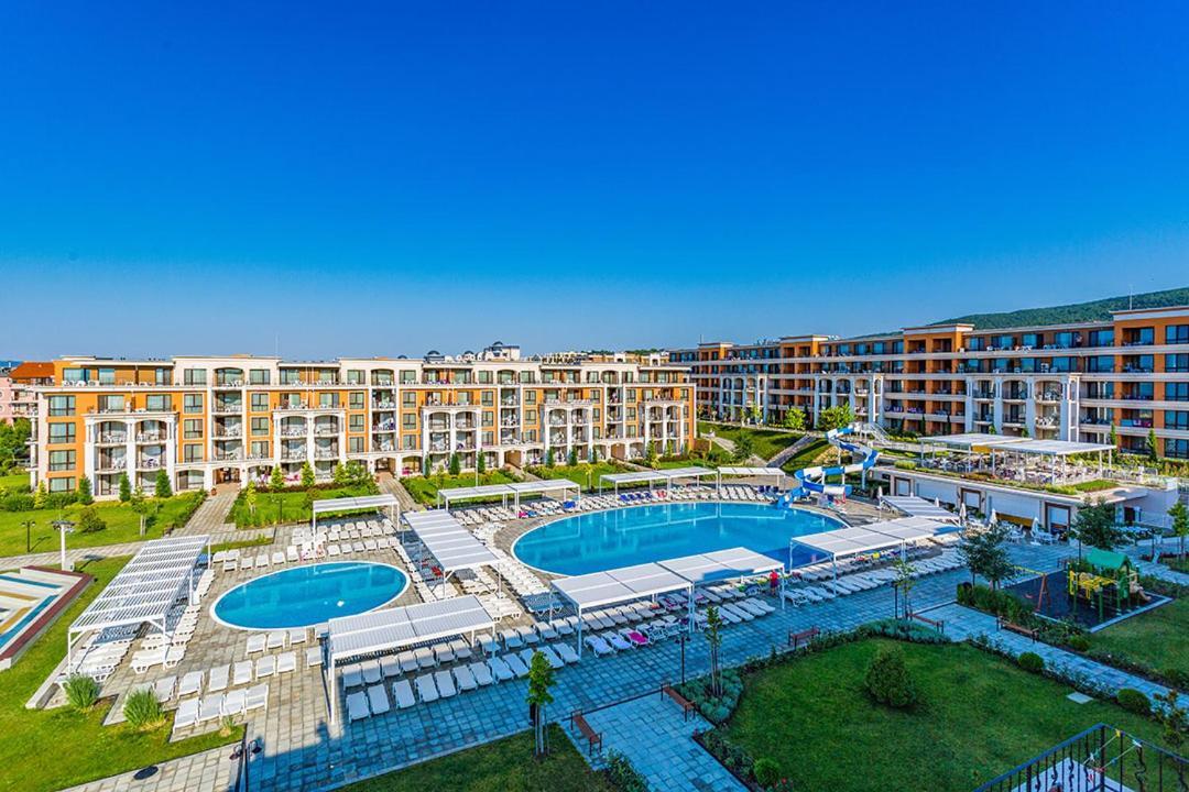 Premier Fort Beach - Premium Apartments Свети-Влас Экстерьер фото