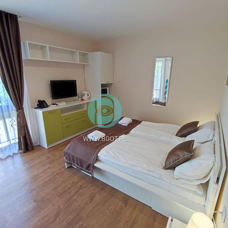 Premier Fort Beach - Premium Apartments Свети-Влас Экстерьер фото