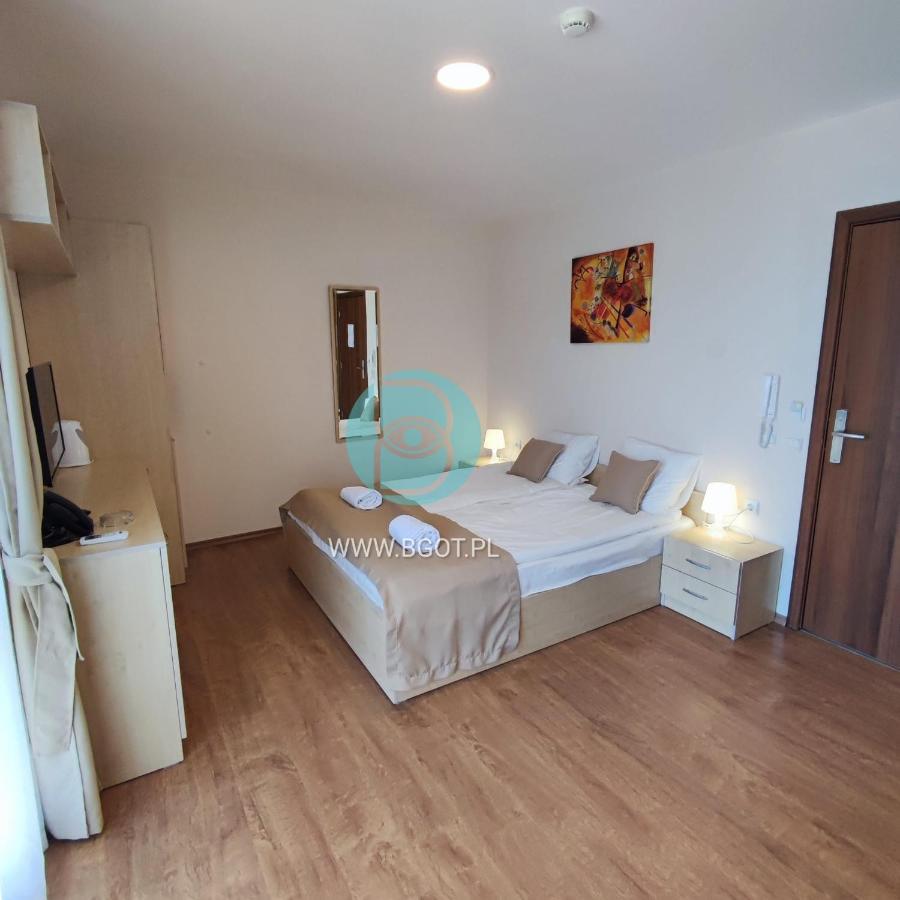 Premier Fort Beach - Premium Apartments Свети-Влас Экстерьер фото