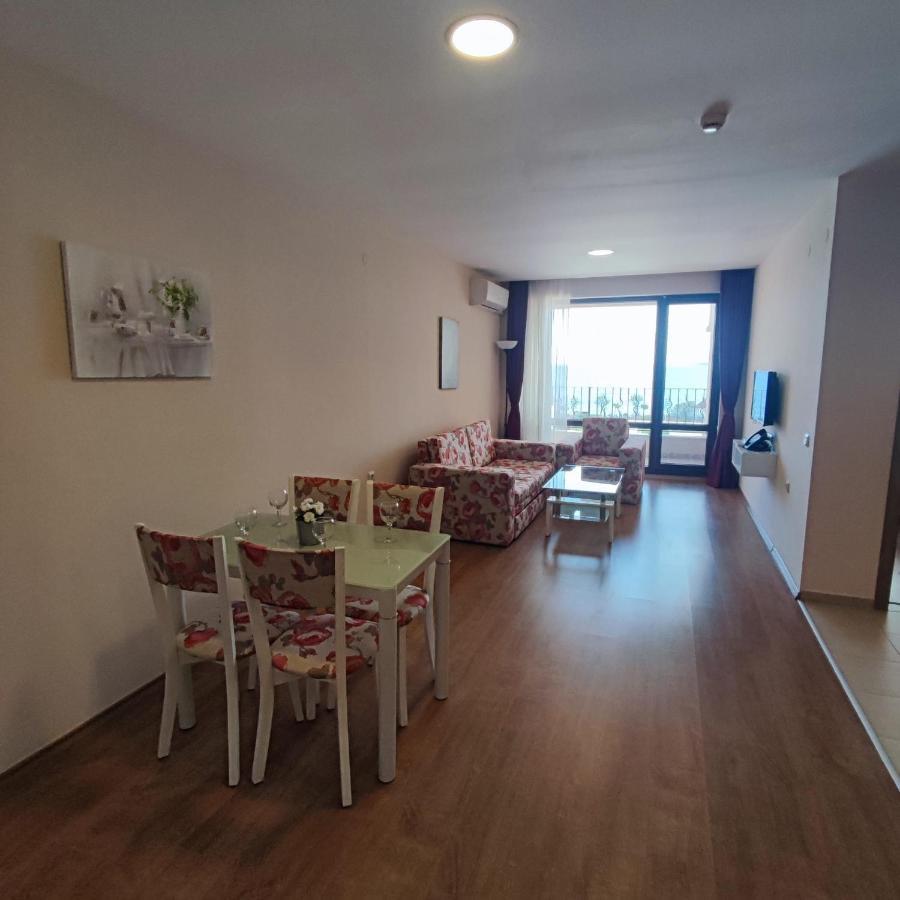 Premier Fort Beach - Premium Apartments Свети-Влас Экстерьер фото