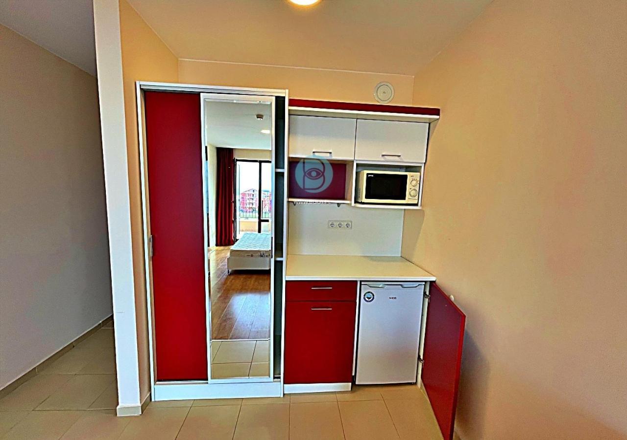 Premier Fort Beach - Premium Apartments Свети-Влас Экстерьер фото