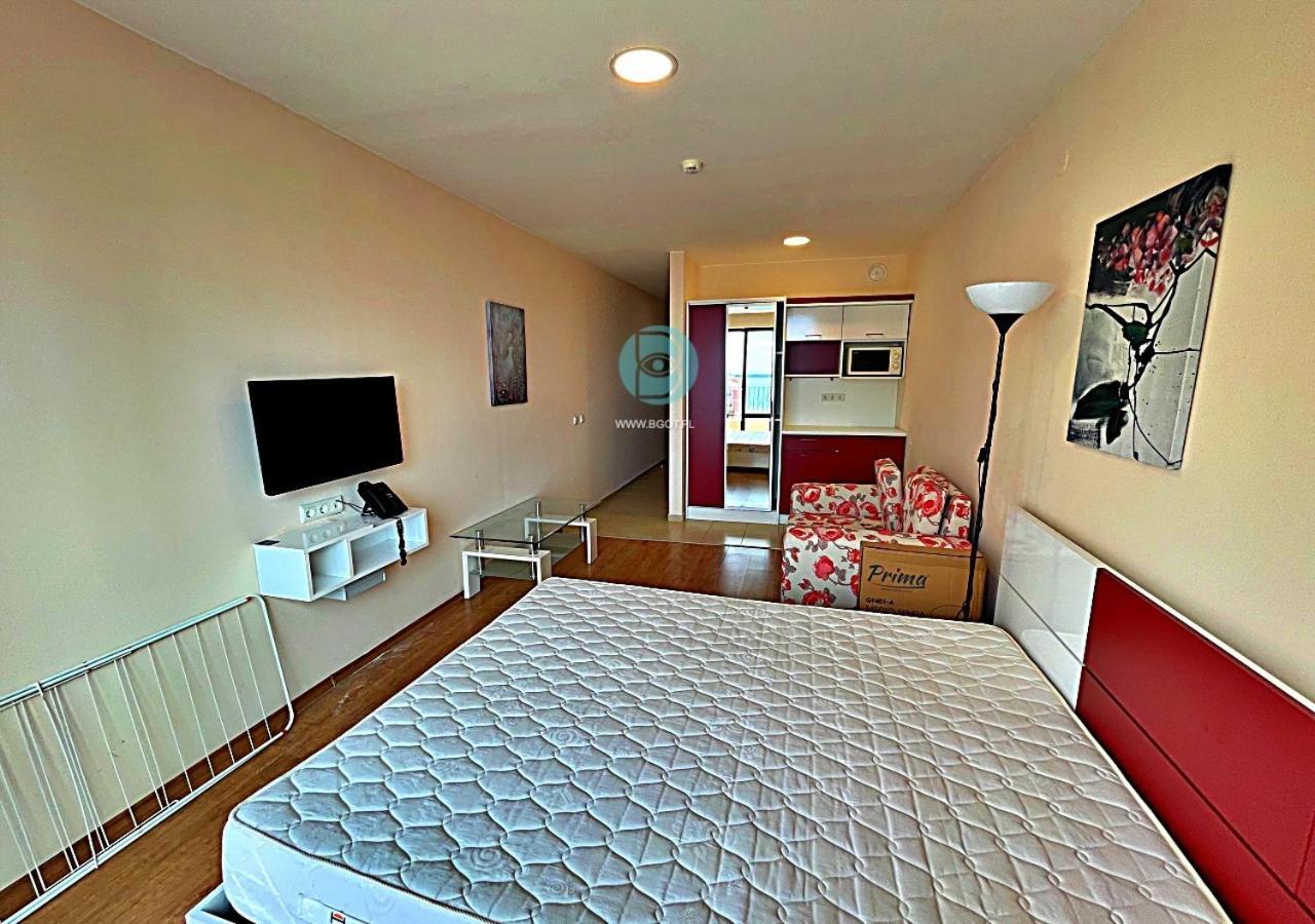 Premier Fort Beach - Premium Apartments Свети-Влас Экстерьер фото