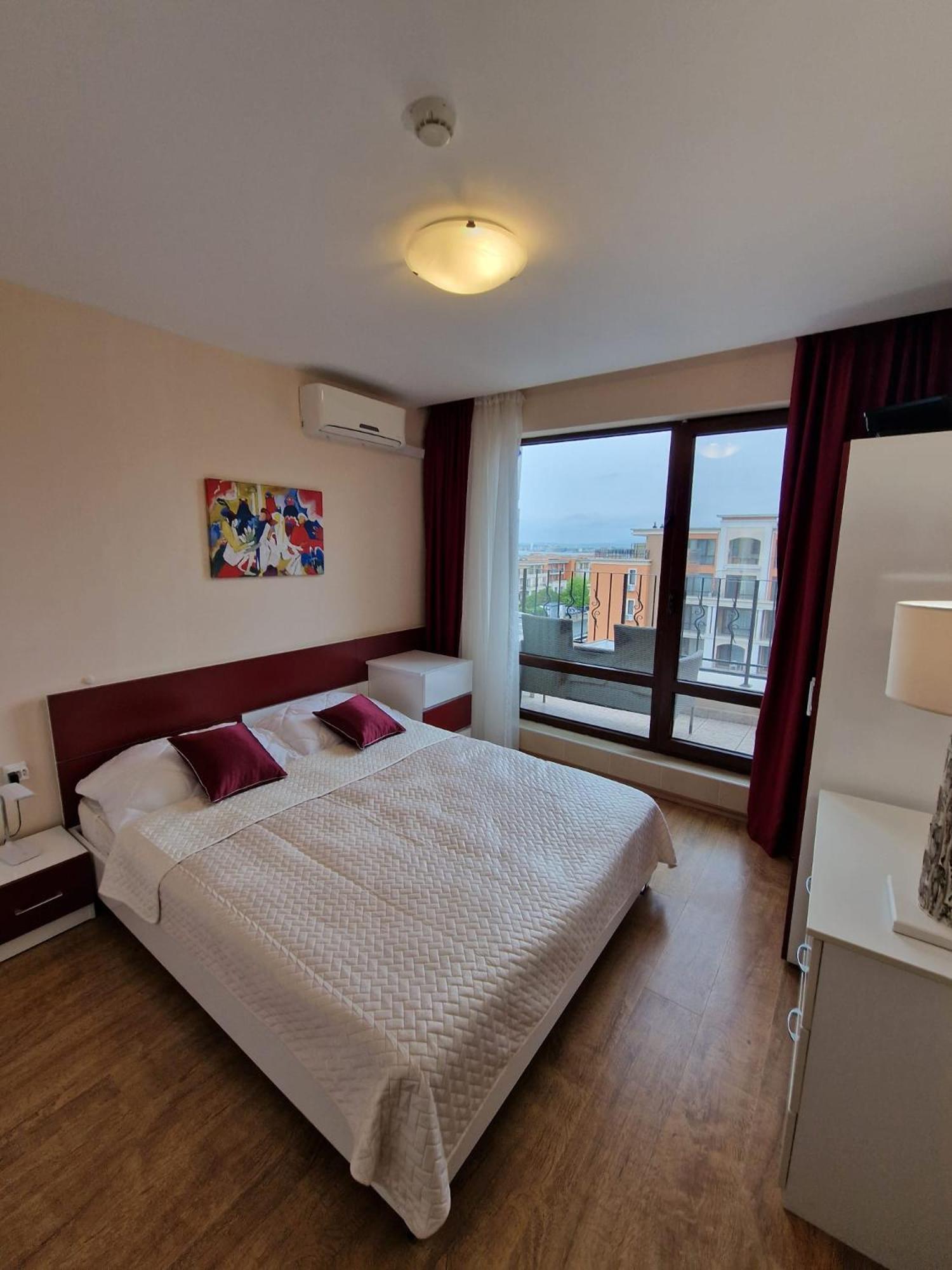 Premier Fort Beach - Premium Apartments Свети-Влас Экстерьер фото